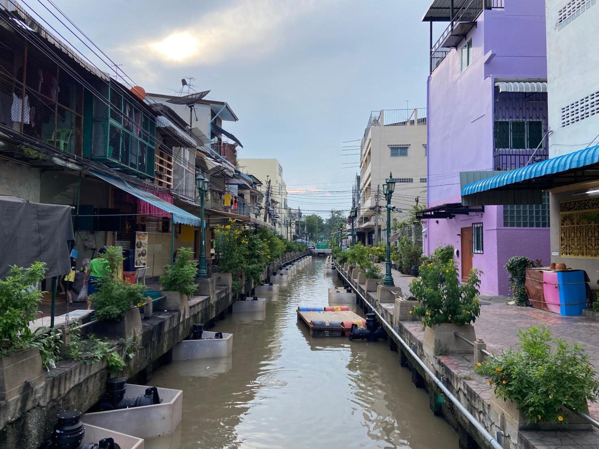 Bangkok Neighborhood Hostel Екстер'єр фото