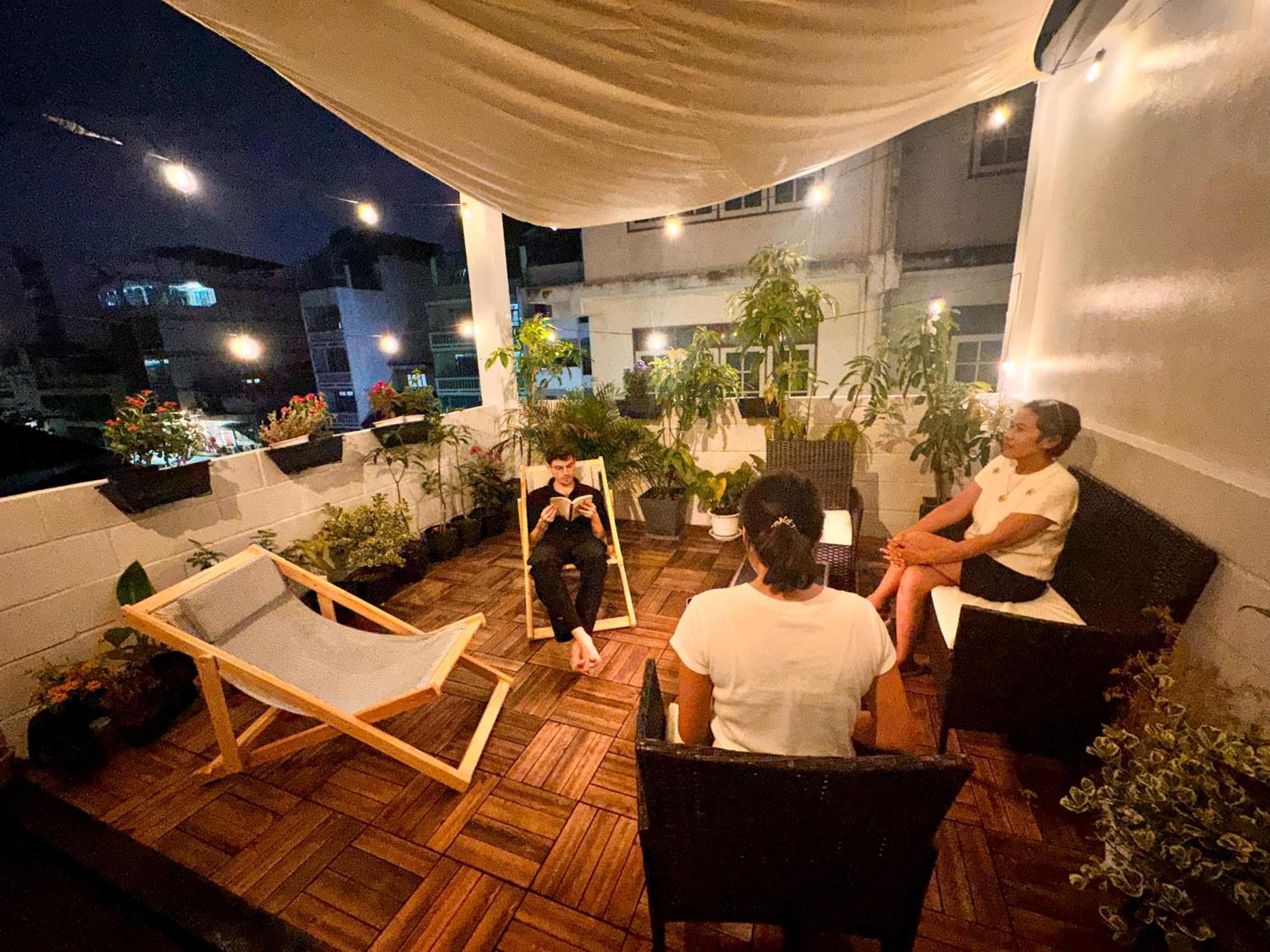 Bangkok Neighborhood Hostel Екстер'єр фото
