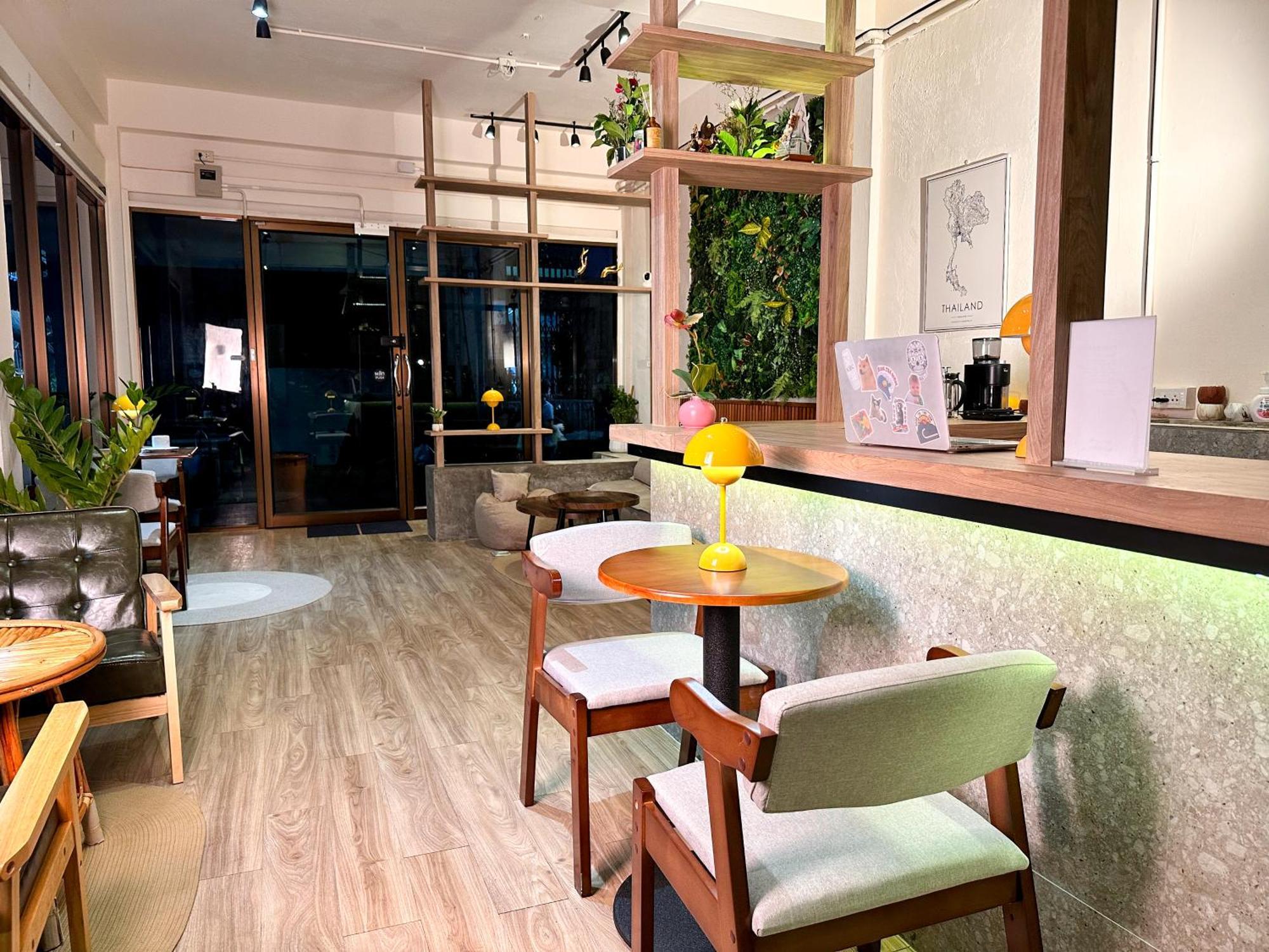 Bangkok Neighborhood Hostel Екстер'єр фото