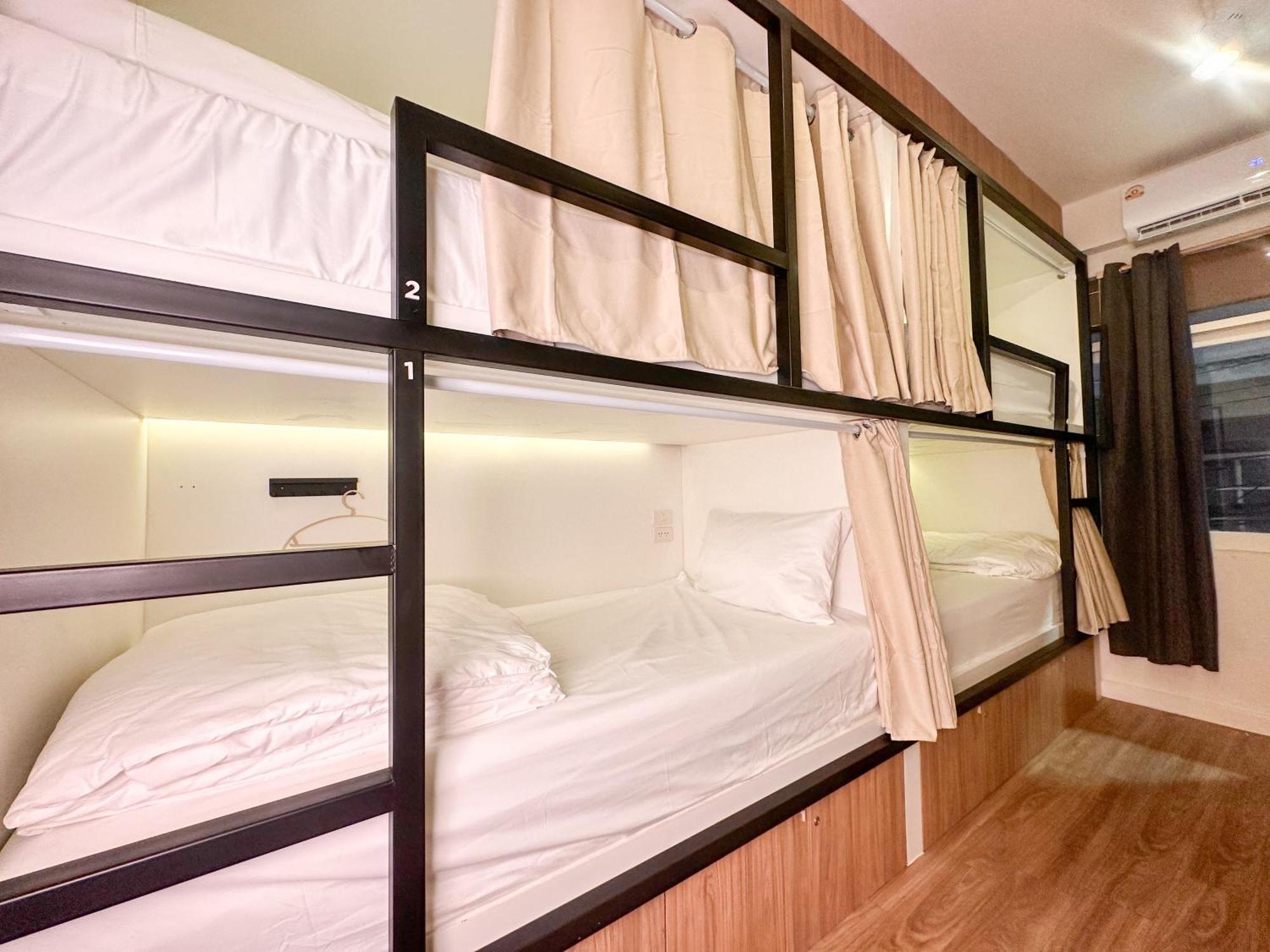 Bangkok Neighborhood Hostel Екстер'єр фото