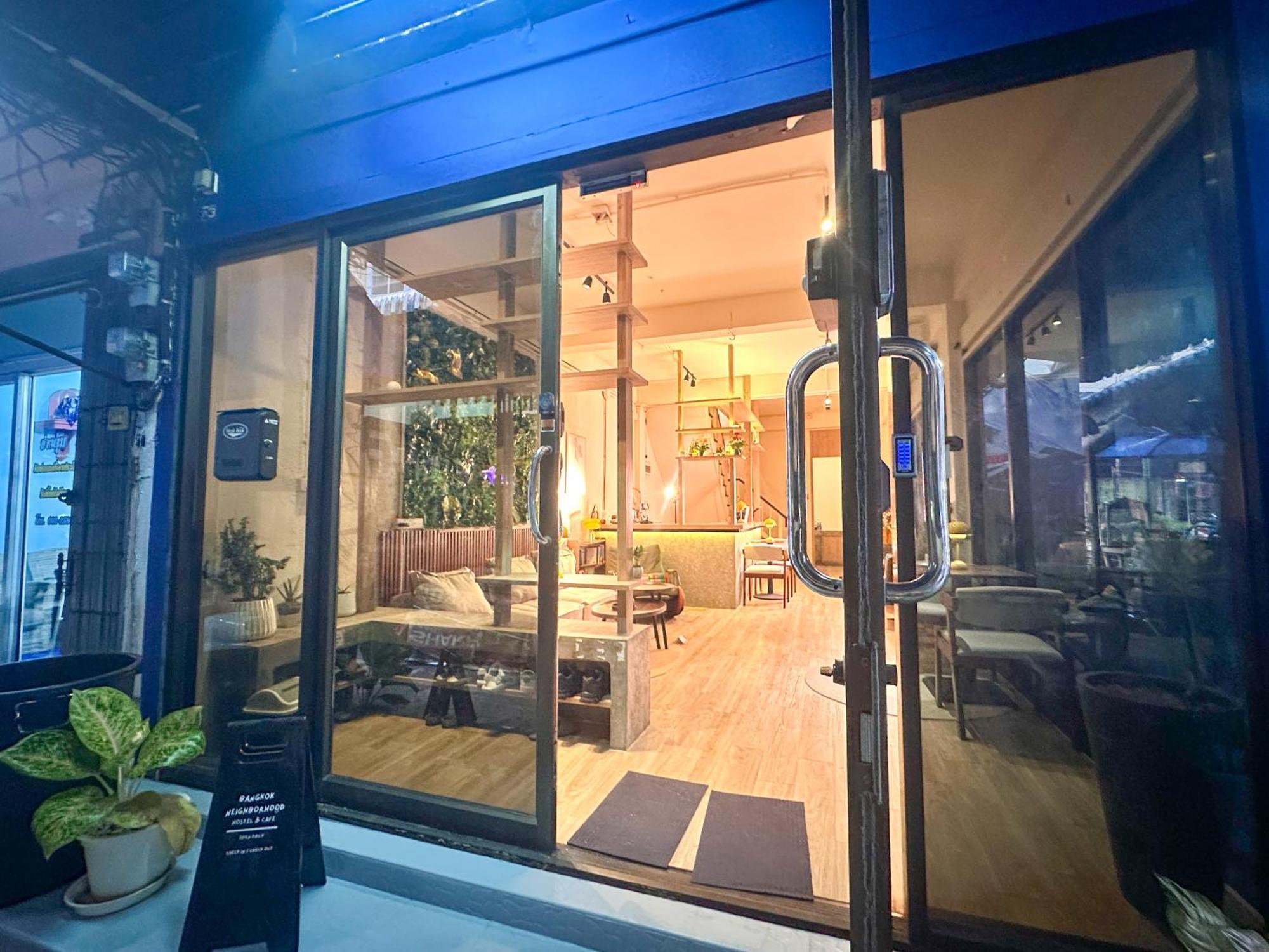 Bangkok Neighborhood Hostel Екстер'єр фото