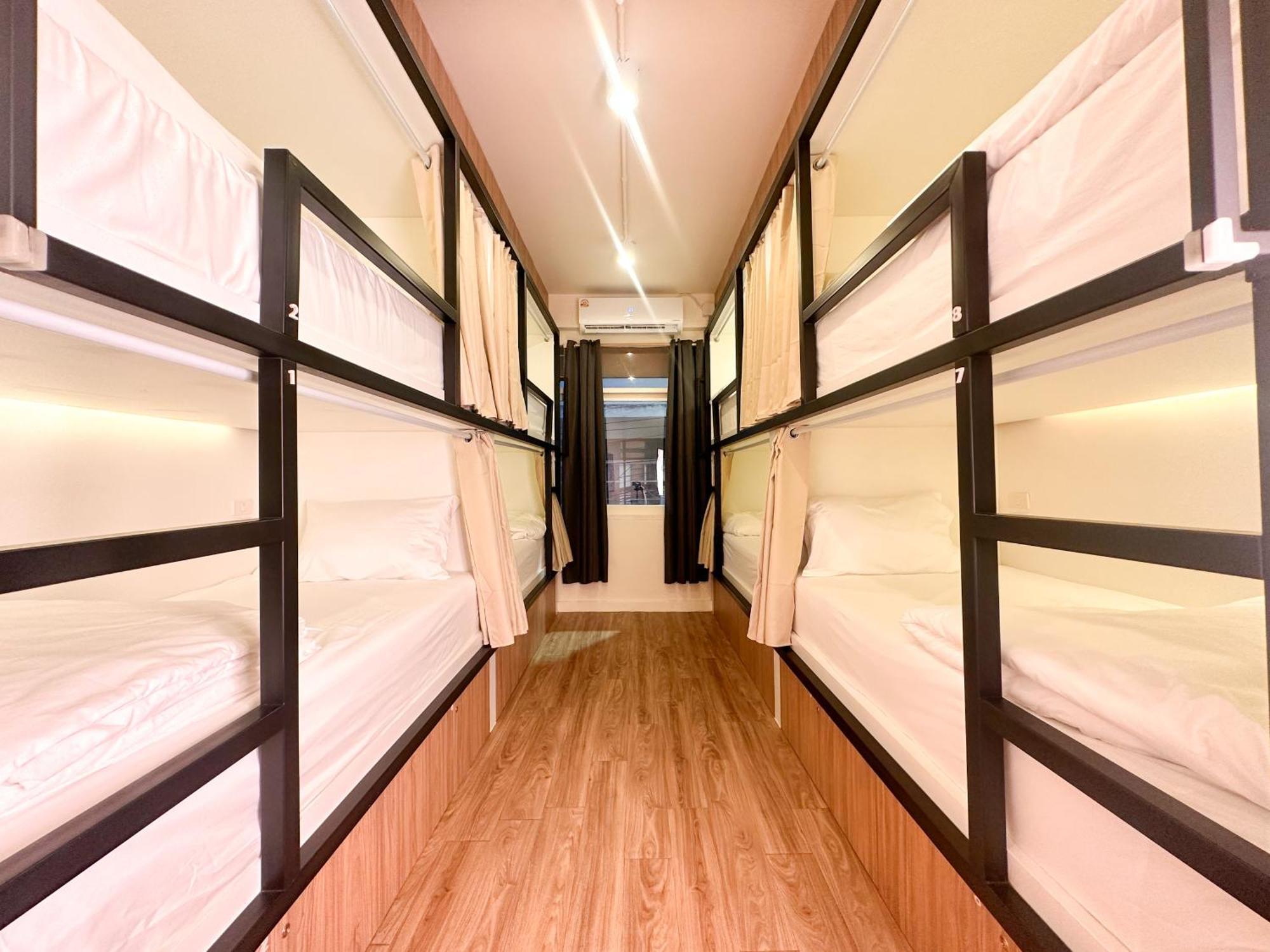 Bangkok Neighborhood Hostel Екстер'єр фото